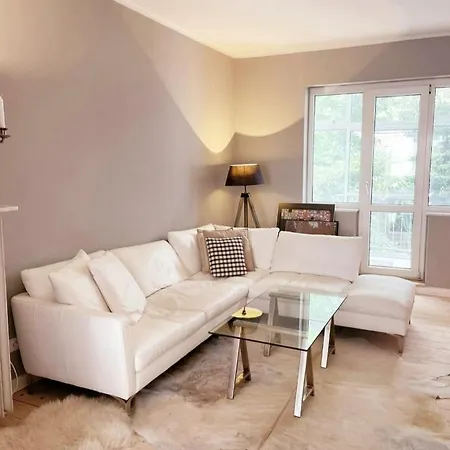 Apartment Traumhafte 3 75qm Mit Garten Bremen